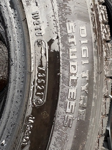 ダンロップ　ウィンターマックス　スタッドレスタイヤ　175/80R15