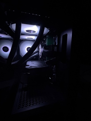 【新品大特価】RTX4060搭載ゲーミングPC Ryzen5 5500 水冷