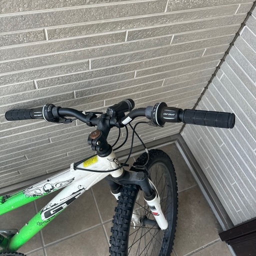 子供用22インチマウンテンバイク
