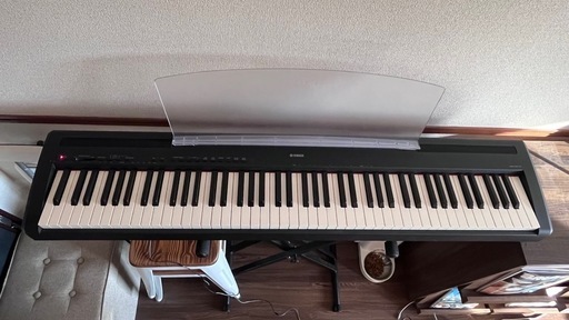 電子ピアノ　YAMAHA P-95B
