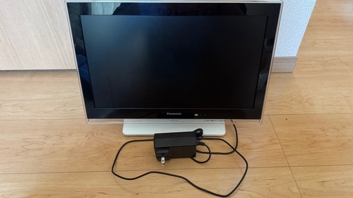 パナソニック液晶テレビポータブル (ゆー) 一宮のテレビ《ポータブル 