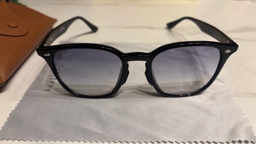 Ray・Ban ブルーグラデ　RB4258f