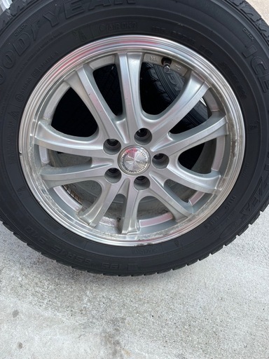 15インチ　195／65r15 スタッドレス