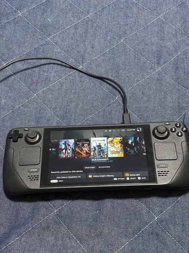 Steam deck ゲーミングポターブルパソコン
