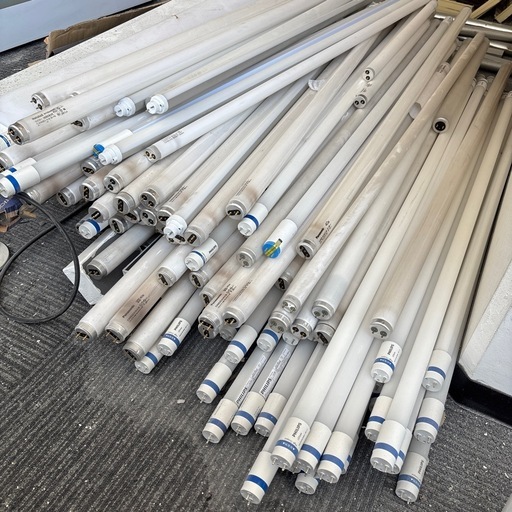 値引不可】直管蛍光灯・LED大量（40形/20形）＋22年製Panasonic LED 