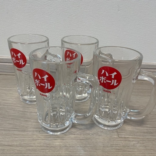 ジョッキ 4個セット (米) 辻堂の食器《コップ、グラス》の中古あげます 