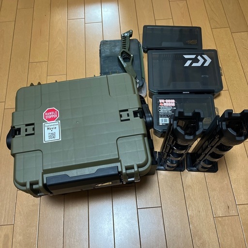 釣具　メイホウタックルボックス　VS-7080N  　メイホウロッドスタンドBM300