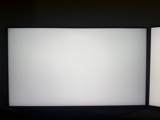 LG UltraGear 32GR93U-B 31.5型 4K 144Hz ゲーミングモニター／2台あり／引取限定