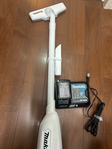 マキタ　掃除機　バッテリー付き