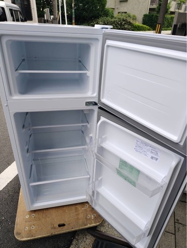 f○□【2024年製】Hisenseハイセンス・冷凍冷蔵庫124L【HR-B12HW