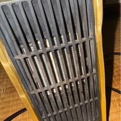 Revalveブランド  セラミックファンヒーターの画像