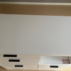 お譲り先決定しました。カップボード　の画像