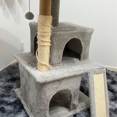 猫用キャットタワー　グレーの画像