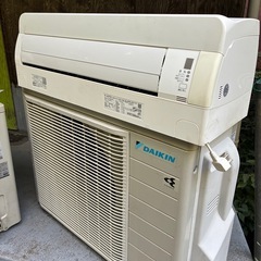 【中古】ダイキン23畳用エアコン¥50.000