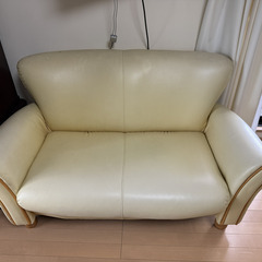 【ソファー無料でお譲りします／引き取り限定】の画像