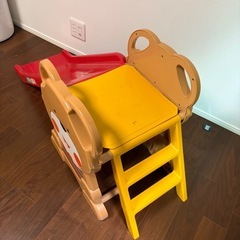子供遊具の画像