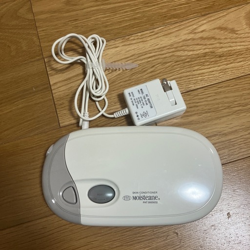 モイスティーヌ　美顔器　新古 モイスティーヌ美顔器 (ほし) 加古の美容家電《フェイスケア》の中古