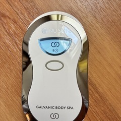 ニュースキン　ガルバニック ボディスパ 本体、ジェル、乳液、説明書付
の画像