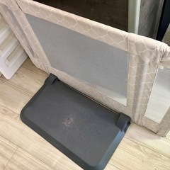 日本育児 おくだけとおせんぼ Sサイズ モロッカンベージュ ベビーゲートの画像