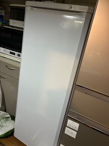 アイリスオーヤマ 冷凍庫 175L 一人暮らし 省スペース 大容量 静音