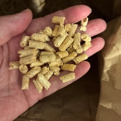 猫砂(おが屑)の画像