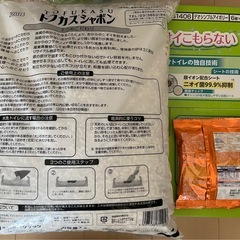 猫用トイレ、猫砂、ドライフードまとめ売り新品未開封の画像