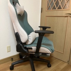 ゲーミングチェア(オフィスチェア)の画像