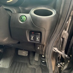 【絶好調】ホンダNBOXカスタムGLパッケージ★両側パワースライド★8インチフルセグTV★バックカメラ★ETC★HID★内外装キレイ★ルーフキャリア付の画像