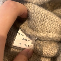 羊毛タートルネックセーターの画像