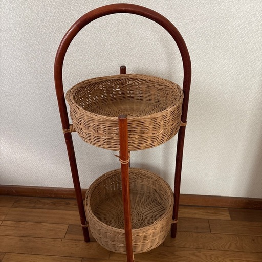 アンティークレトロラタン2段バスケット (りょう) 小禄の収納家具