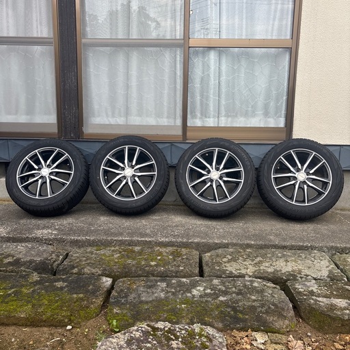 YOKOHAMAスタッドレスタイヤ185/60/15 (AG) 横手のタイヤ、ホイールの