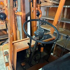 フォークリフト トヨタ TOYOTA　カウンター式　2FGL9 0.9t ガソリン　小型　実働　現状引渡し　現車確認OK　の画像