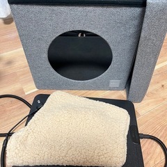 ペットの部屋とペット用暖房器具の画像