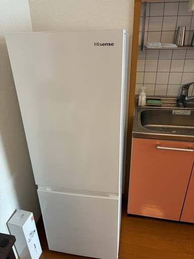 極美品 冷蔵庫 メーカー: Hisense 2021年製175L (たく) 信貴山口の