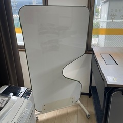 ホワイトボード パーテーションの画像