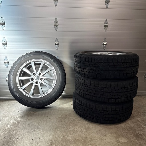 YOKOHAMA ice GUARD スタッドレスタイヤ 225/60R17 (たけこ) 篠路の