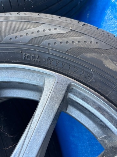 YOKOHAMA 185/60R15 23年製ガリ傷無しホイール付きBluEarth-RV RV03 夏