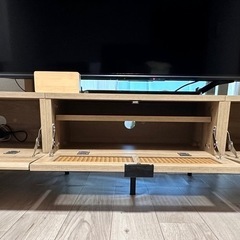 TVボード　幅180cm   ラタン調扉の画像