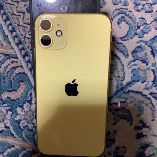 iPhone11動作正常品64GB (ラッキー) 神保原の電話、FAX