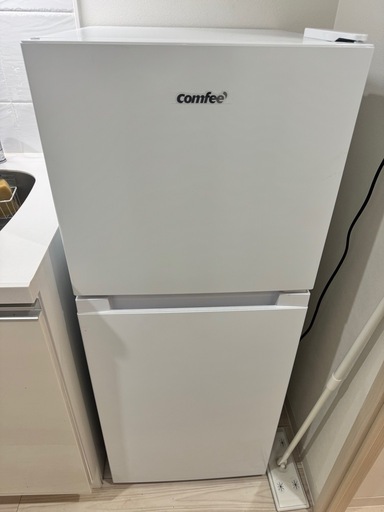 9/29まで】COMFEE' 132L冷蔵庫 2025年製 RCT128WH1JP(E) 美品 (ふく
