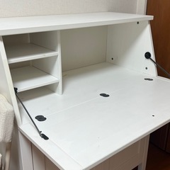 IKEAデスク(収納機能付き) (y) 枚方公園のテーブル《学習机》の中古