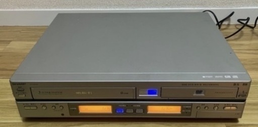 手渡し限定/ジャンク】SHARP HDD/DVD/VHS一体型レコーダー DV-HRW30