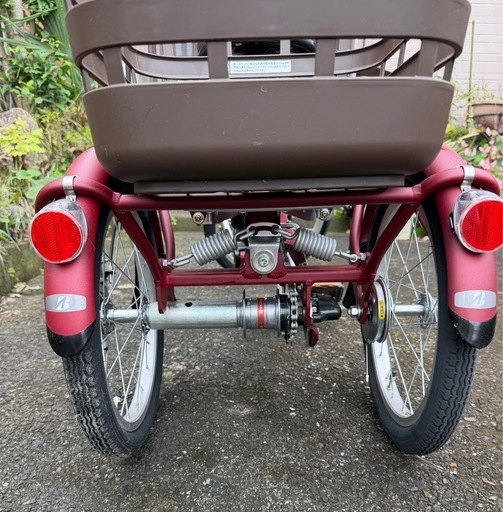 中古　三輪車 3輪電動自転車 未使用 (マコチ) 箱根ケ崎の三輪車の中古あげます・譲り