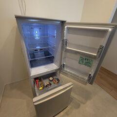 Mitsubishi Electric MR-P15F-W Refrigeratorの画像