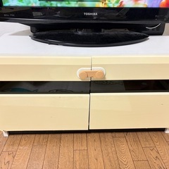 テレビ台の画像