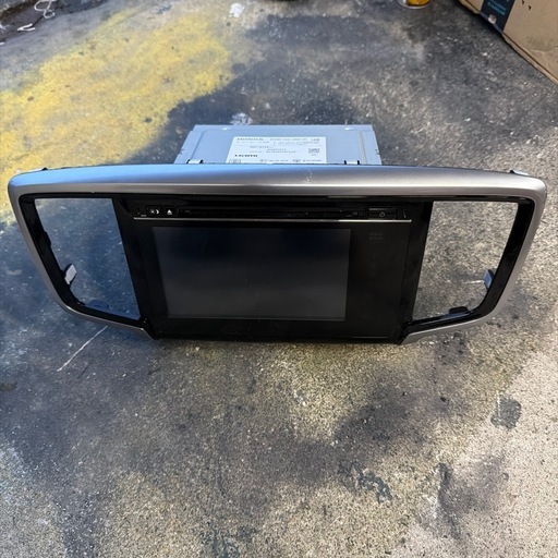 HONDA オデッセイ 純正 ナビ NVF-8158ZH (KO) 磯城のカーナビ、テレビ