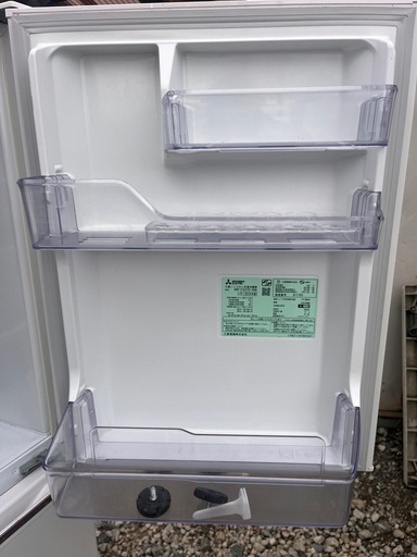 三菱冷蔵庫2019年製氷機付き272L3ドア右開き仙台市内無料配達 (大安