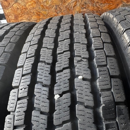 バリ山YOKOHAMA ヨコハマIG91 165/80R13 90/88N LT スタッドレスタイヤ
