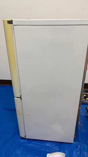 Hisense 2ドア冷凍冷蔵庫 134L HR-G13A-W 2019年製 (Ken) 須波の