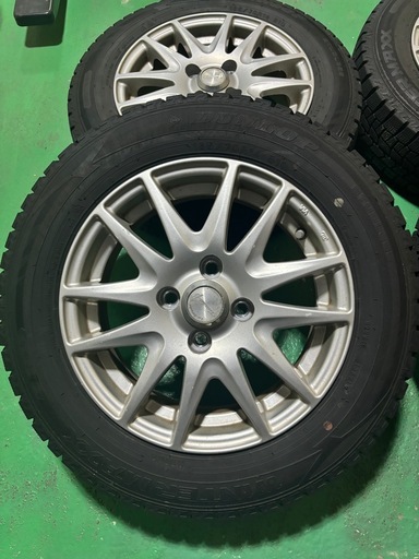 極上9.5分山 2023年製 スタッドレス 165/70R14 アクア ヴィッツ バリ山スタッドレスタイヤ&アルミセットアクア ヴィッツ スペイド